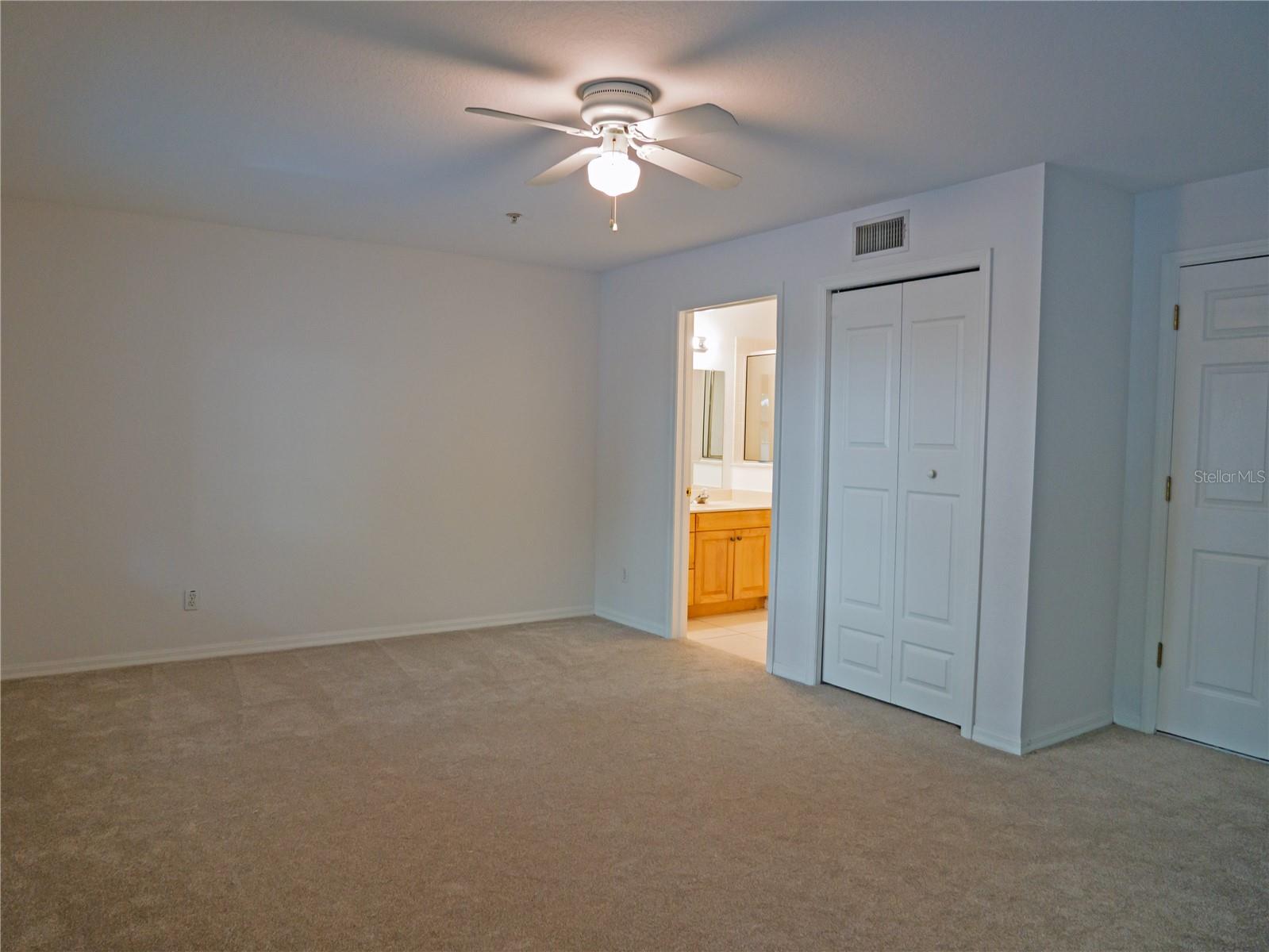 Image 25 of 42 For 15473 Gulf Boulevard