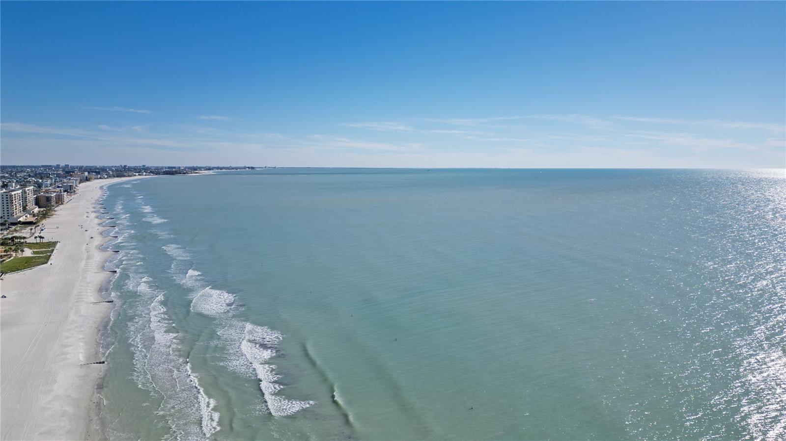 Image 39 of 42 For 15473 Gulf Boulevard