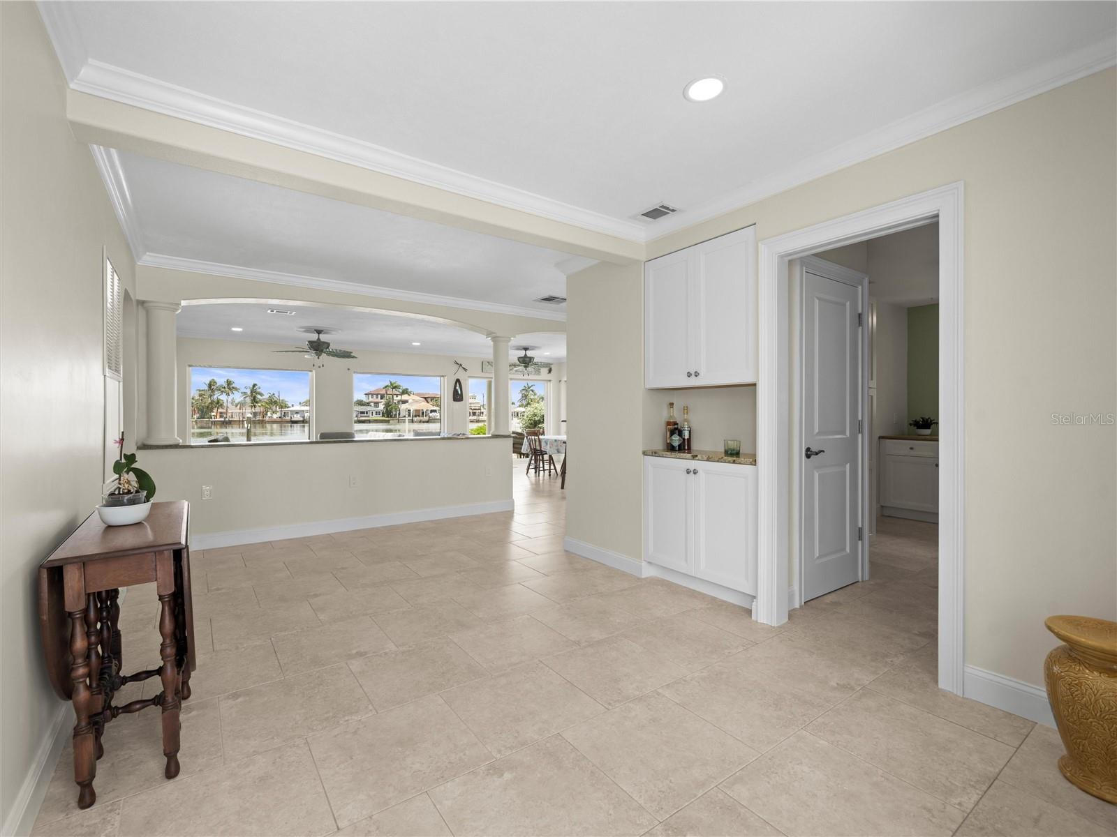 Image 15 of 62 For 16129 4th Street E