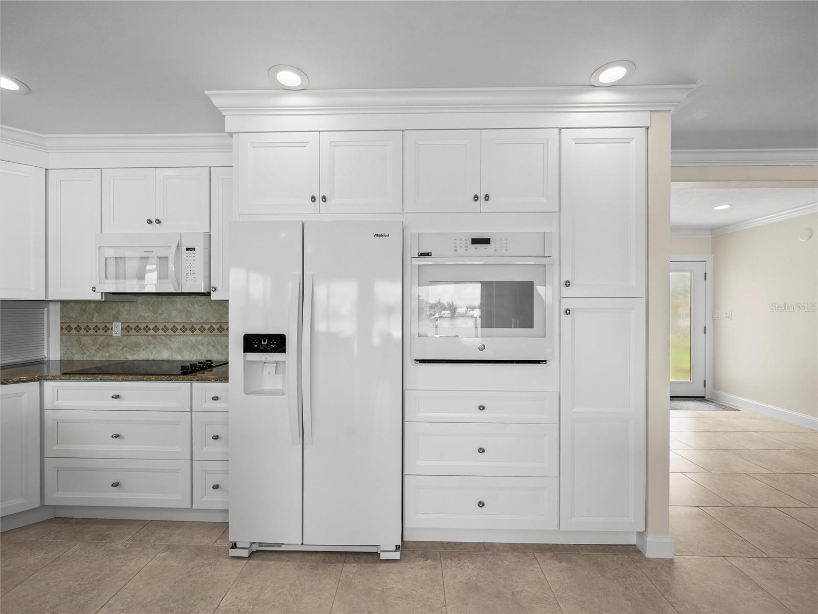 Image 27 of 62 For 16129 4th Street E