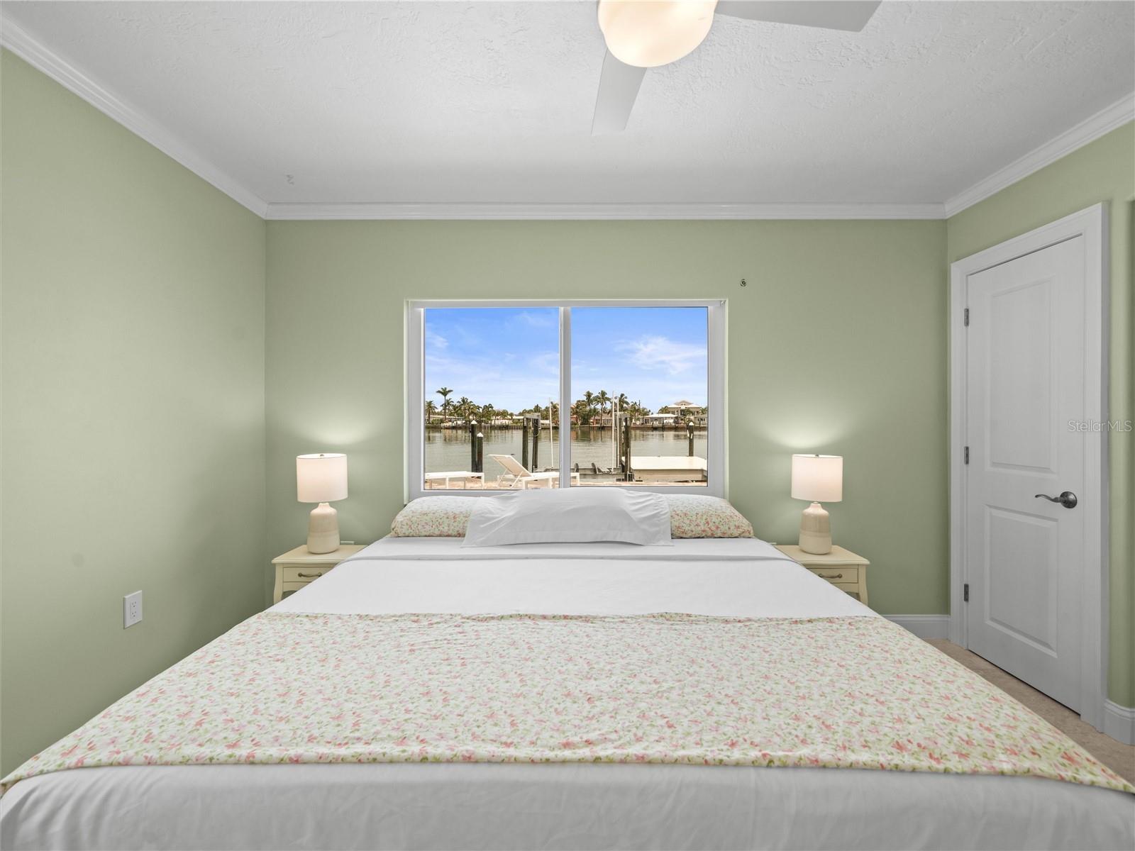 Image 33 of 62 For 16129 4th Street E