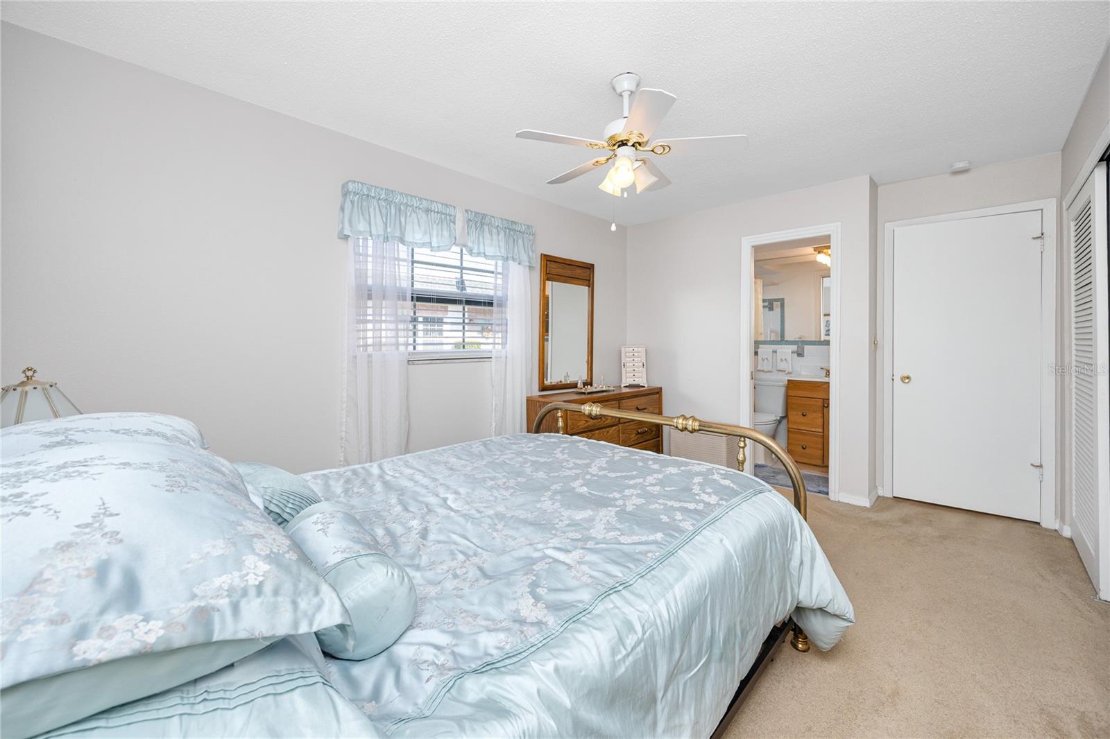 Image 18 of 42 For 7830 39th Terrace N