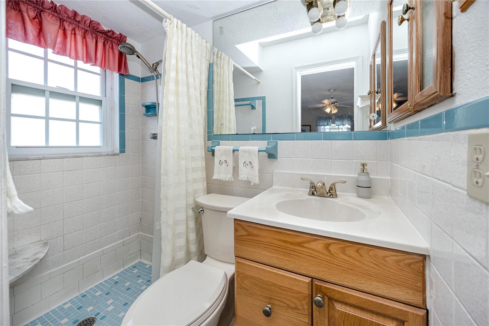 Image 20 of 42 For 7830 39th Terrace N