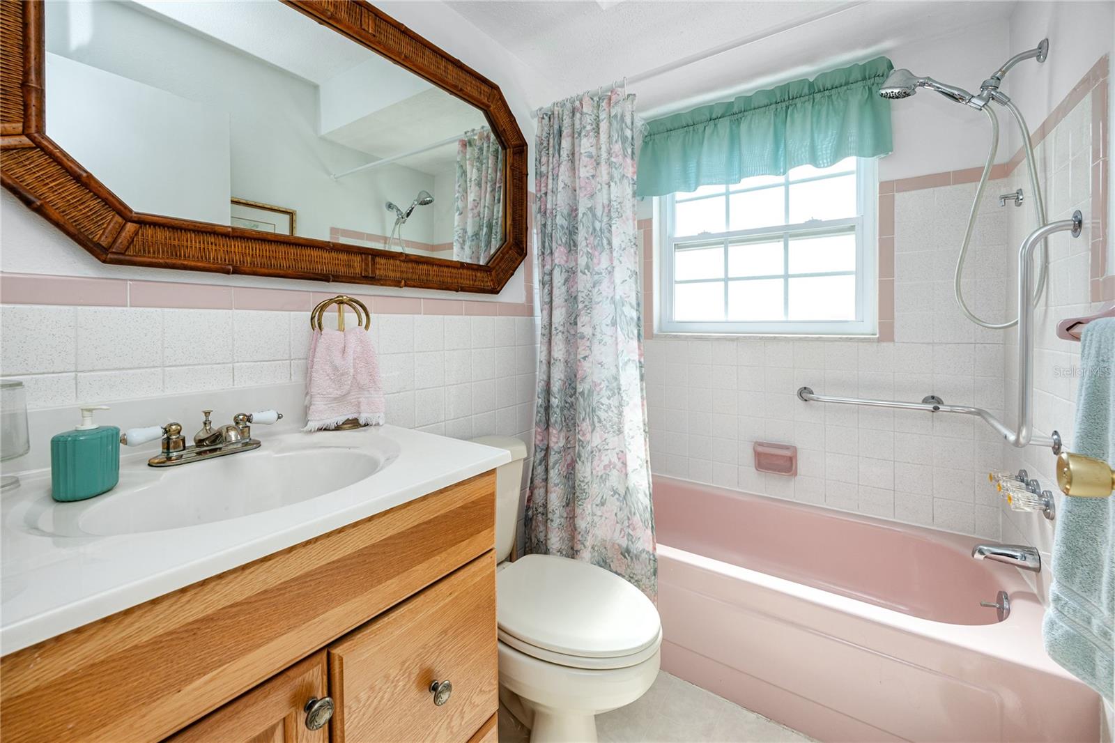 Image 23 of 42 For 7830 39th Terrace N