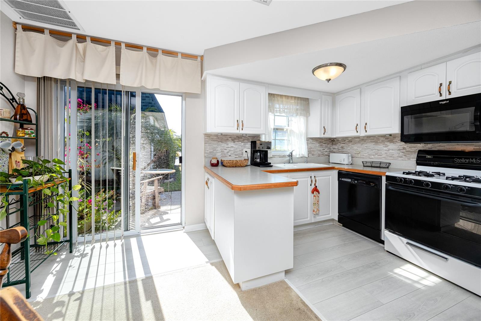 Image 3 of 42 For 7830 39th Terrace N