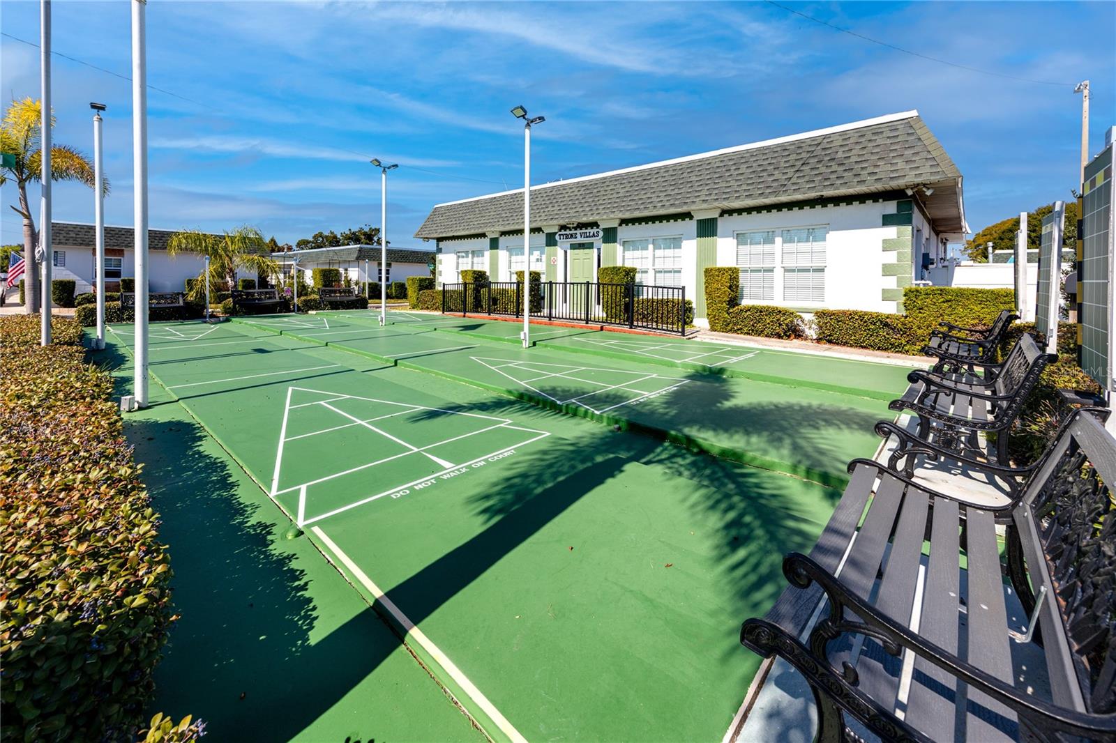 Image 33 of 42 For 7830 39th Terrace N