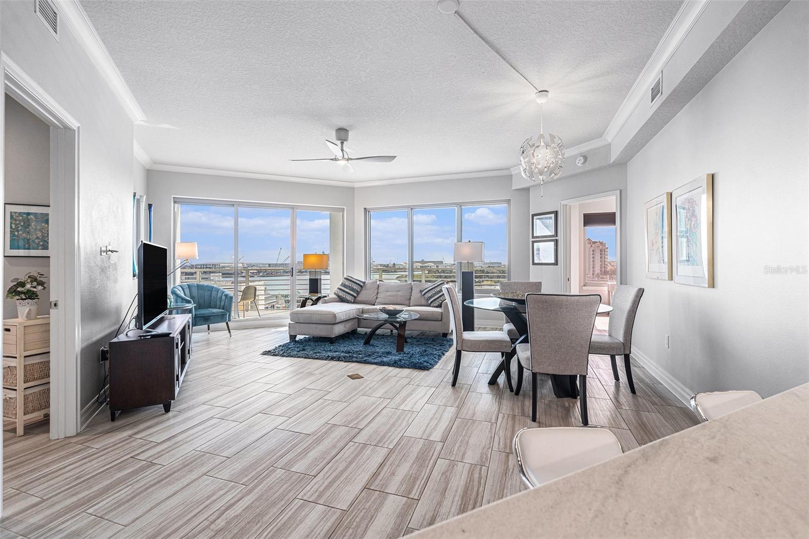 Image 10 of 26 For 449 12th Street 703