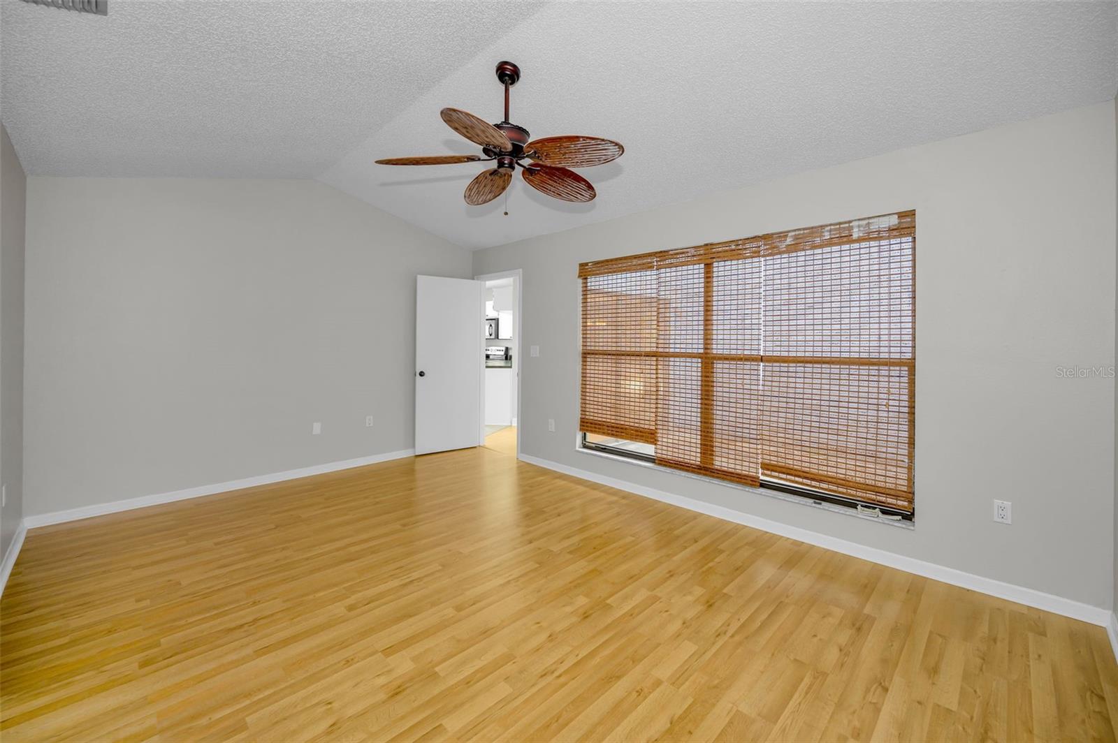 Image 20 of 51 For 2733 Nicole Circle