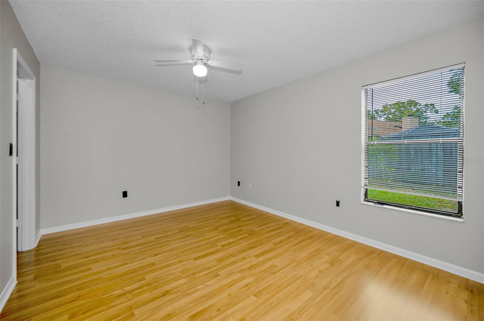 Image 24 of 51 For 2733 Nicole Circle