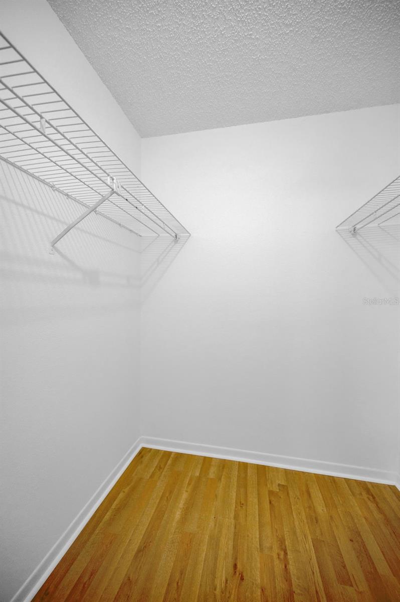 Image 26 of 51 For 2733 Nicole Circle