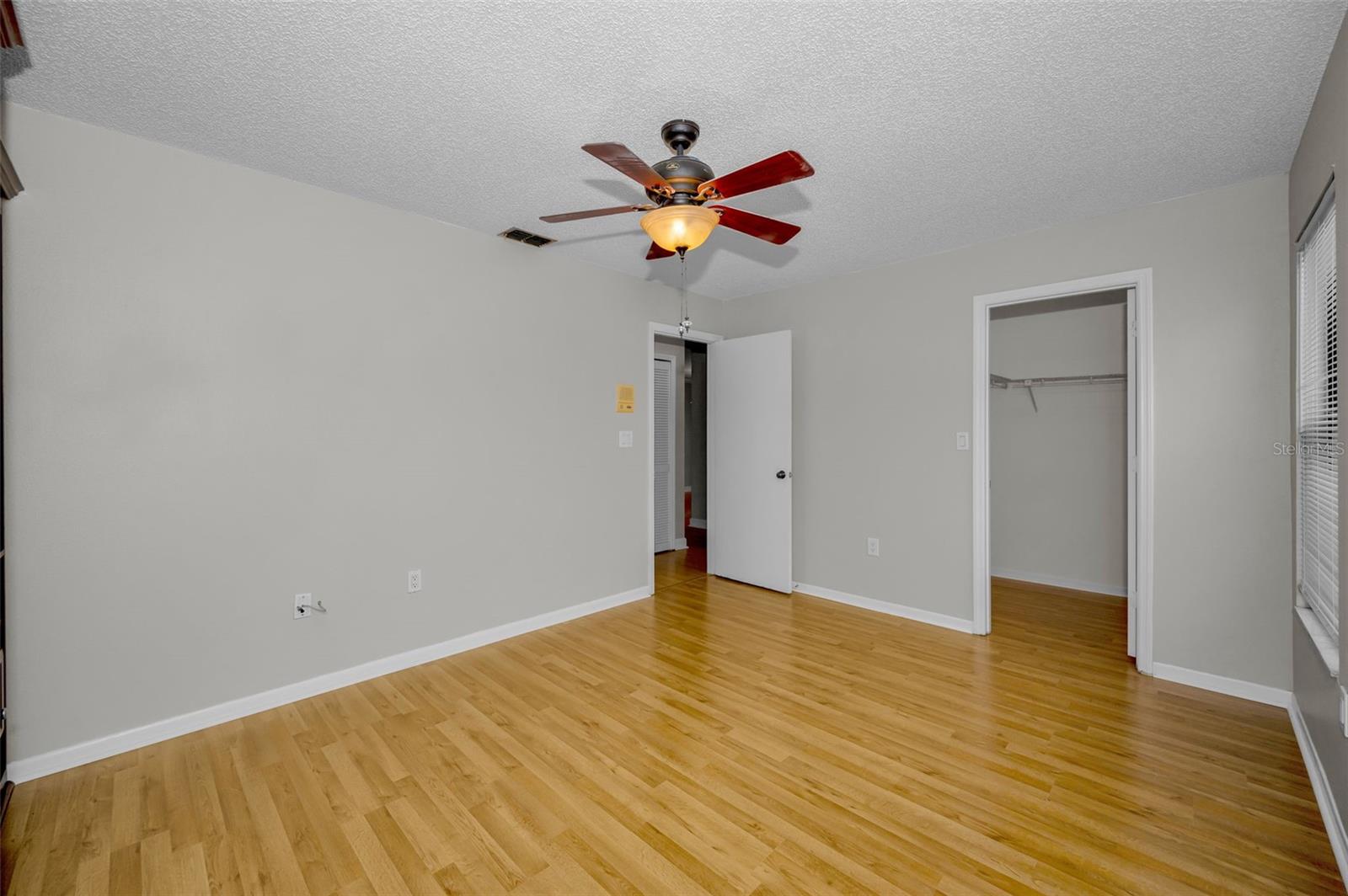 Image 30 of 51 For 2733 Nicole Circle