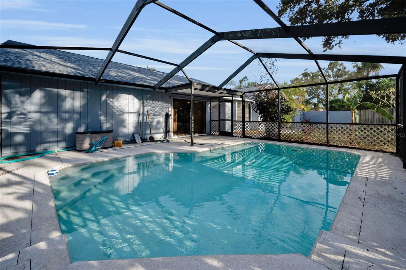 Image 33 of 51 For 2733 Nicole Circle