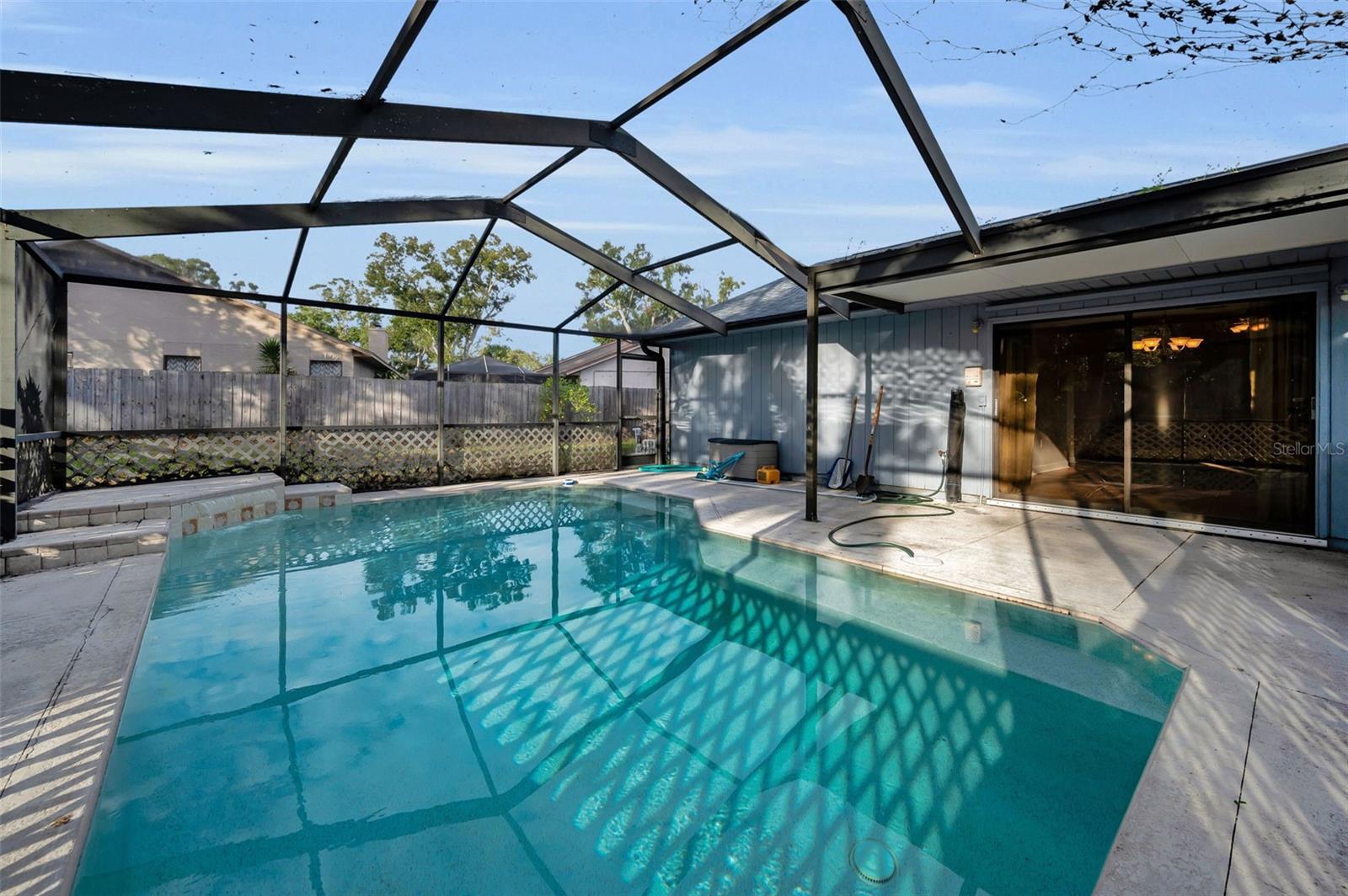 Image 35 of 51 For 2733 Nicole Circle