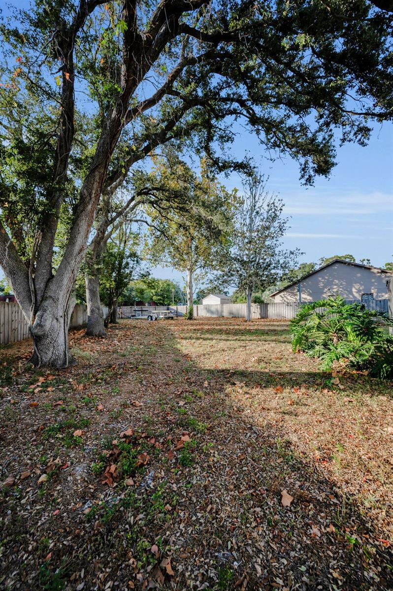 Image 39 of 51 For 2733 Nicole Circle