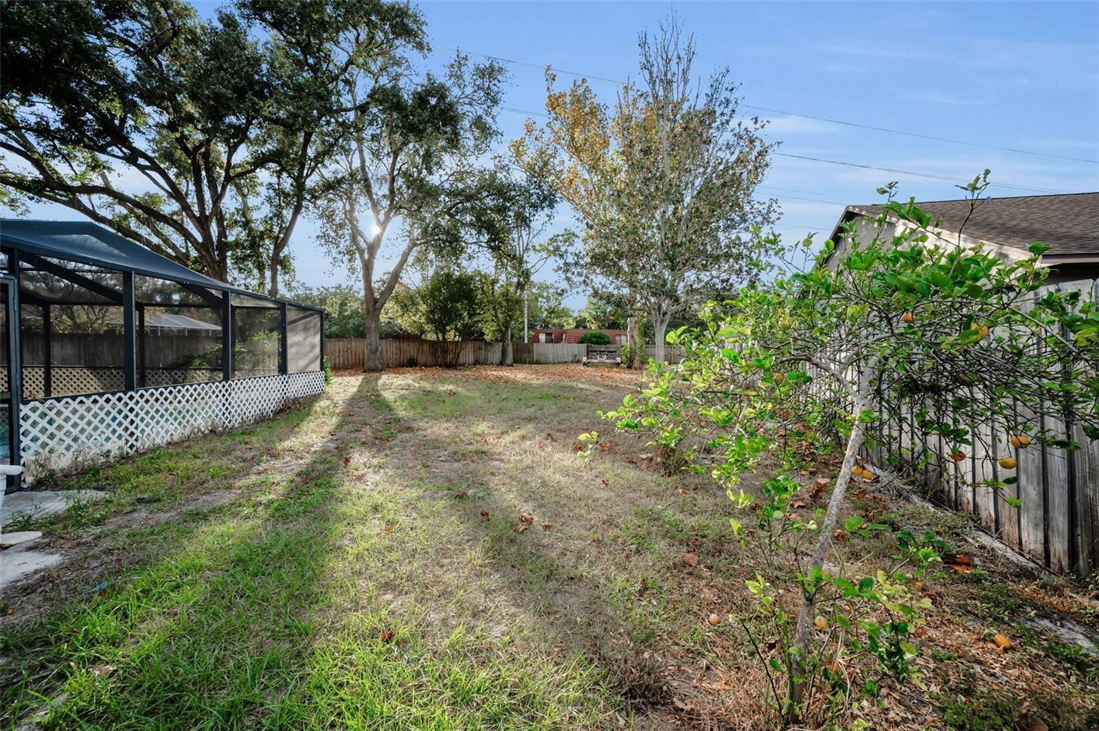 Image 41 of 51 For 2733 Nicole Circle