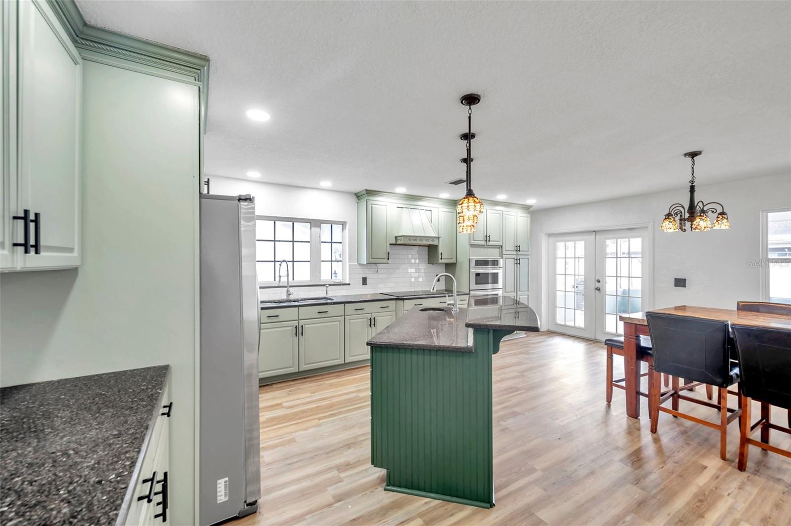 Image 20 of 64 For 1520 Windmill Pointe Road