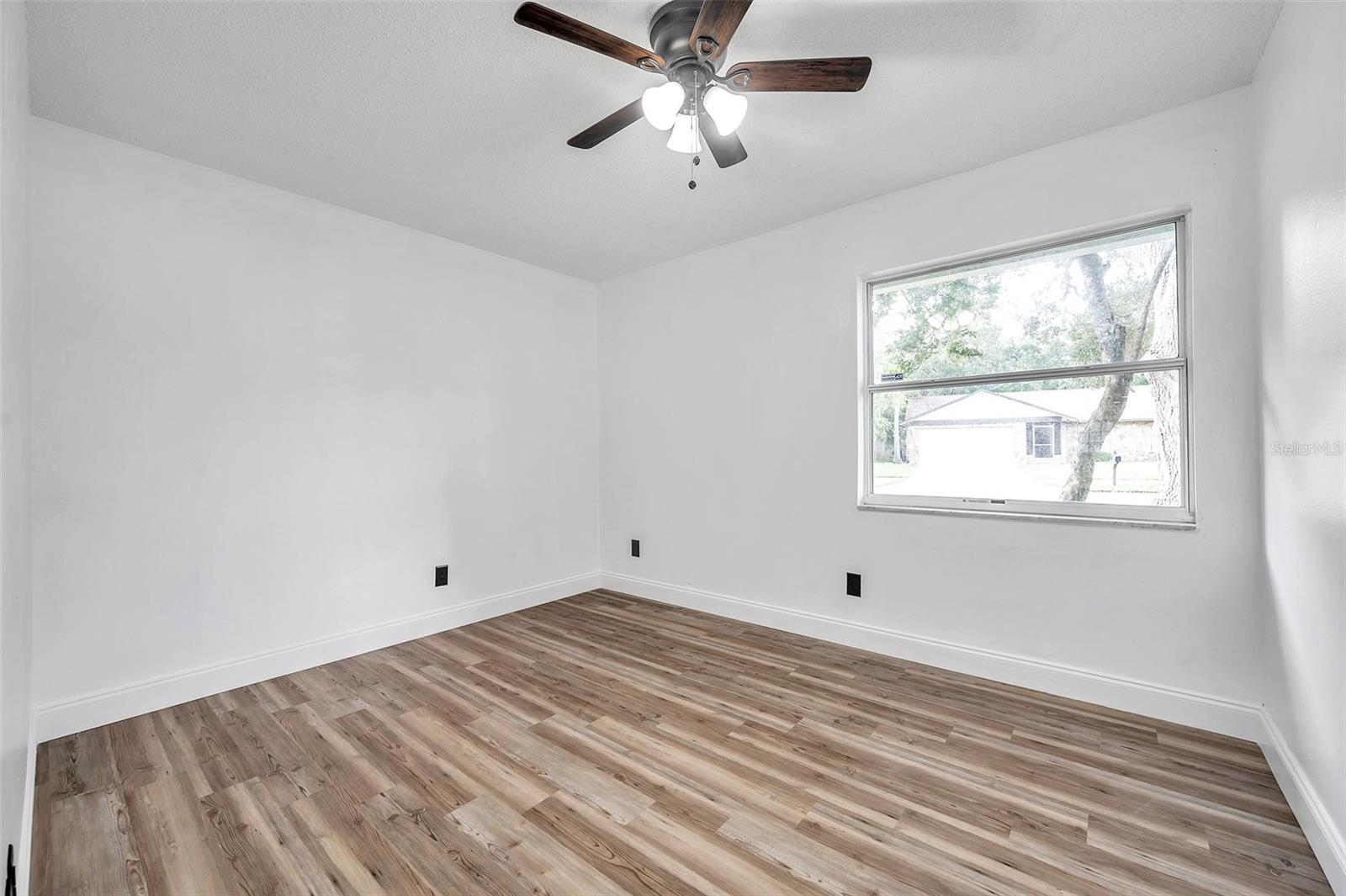 Image 31 of 64 For 1520 Windmill Pointe Road