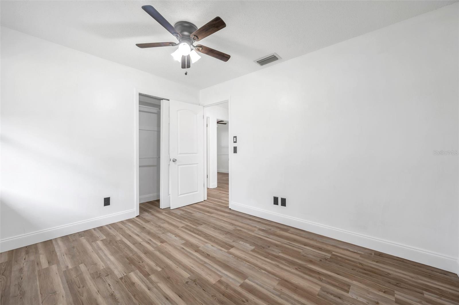 Image 33 of 64 For 1520 Windmill Pointe Road