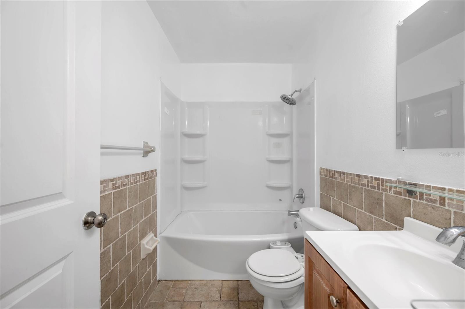 Image 35 of 64 For 1520 Windmill Pointe Road