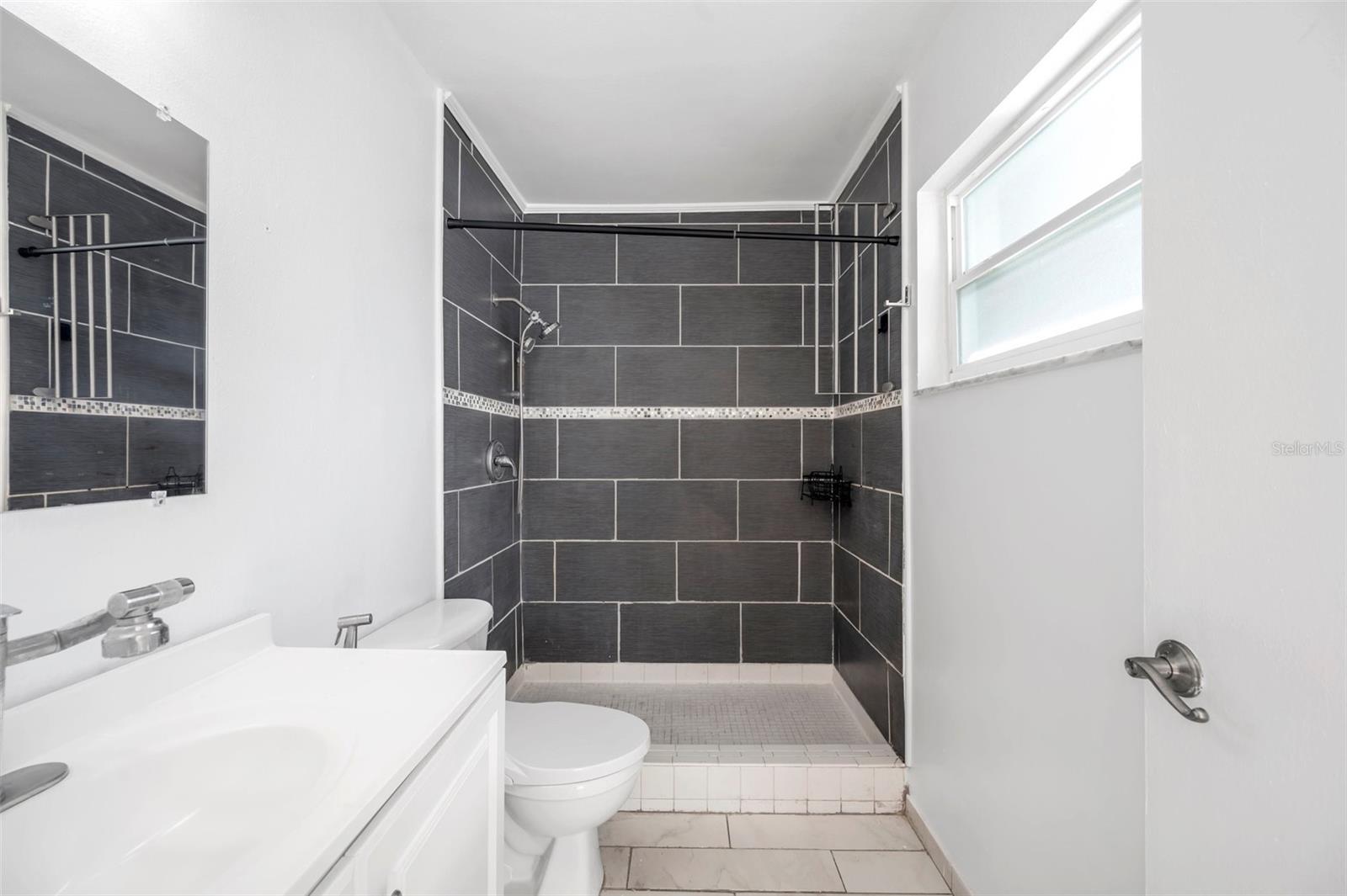 Image 39 of 64 For 1520 Windmill Pointe Road