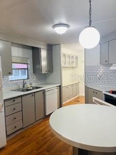 Image 4 of 12 For 6950 46th Avenue N 1