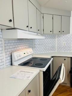 Image 9 of 12 For 6950 46th Avenue N 1