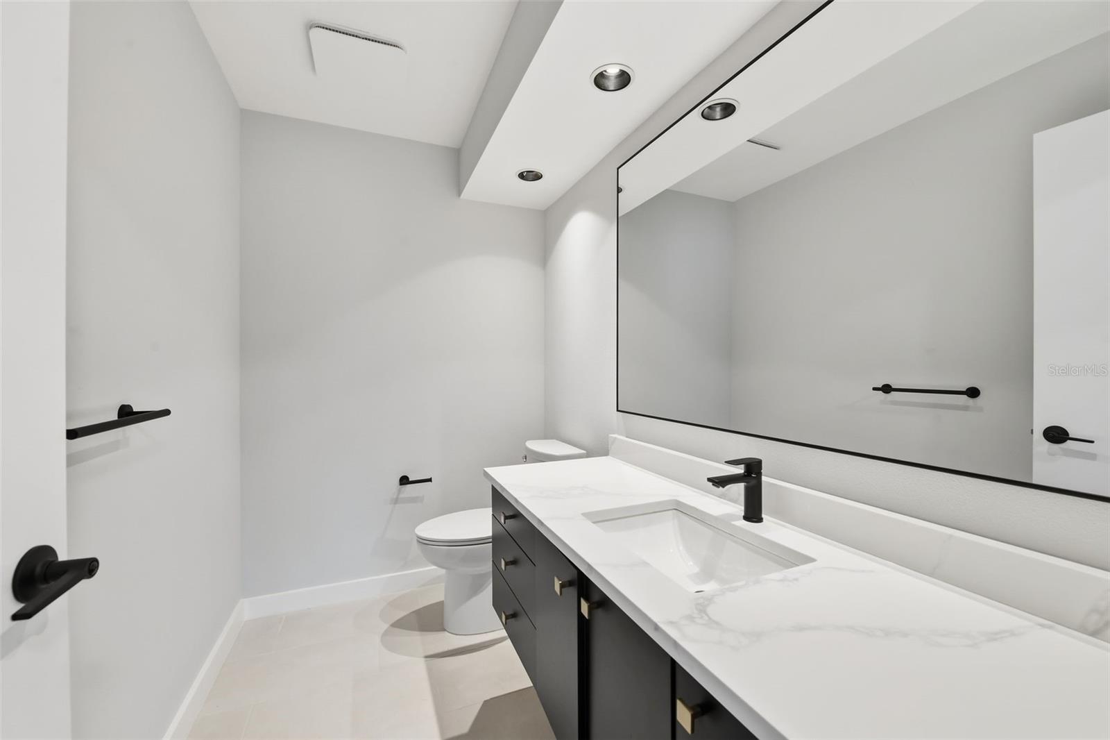 Image 20 of 30 For 4268 Las Palmas Way