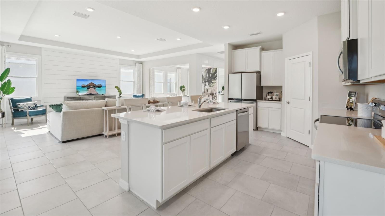 Image 17 of 24 For 2223 Stratten Drive