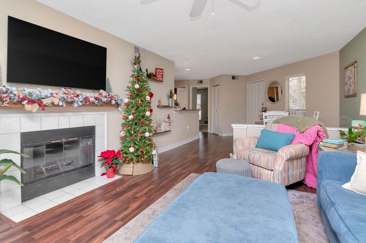 Image 10 of 37 For 115 112th Avenue Ne 602