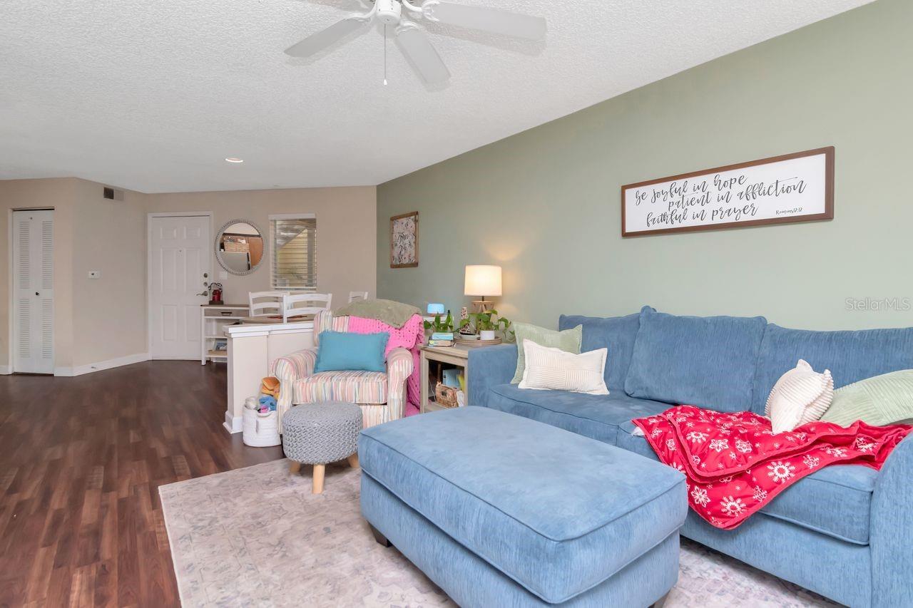 Image 6 of 37 For 115 112th Avenue Ne 602