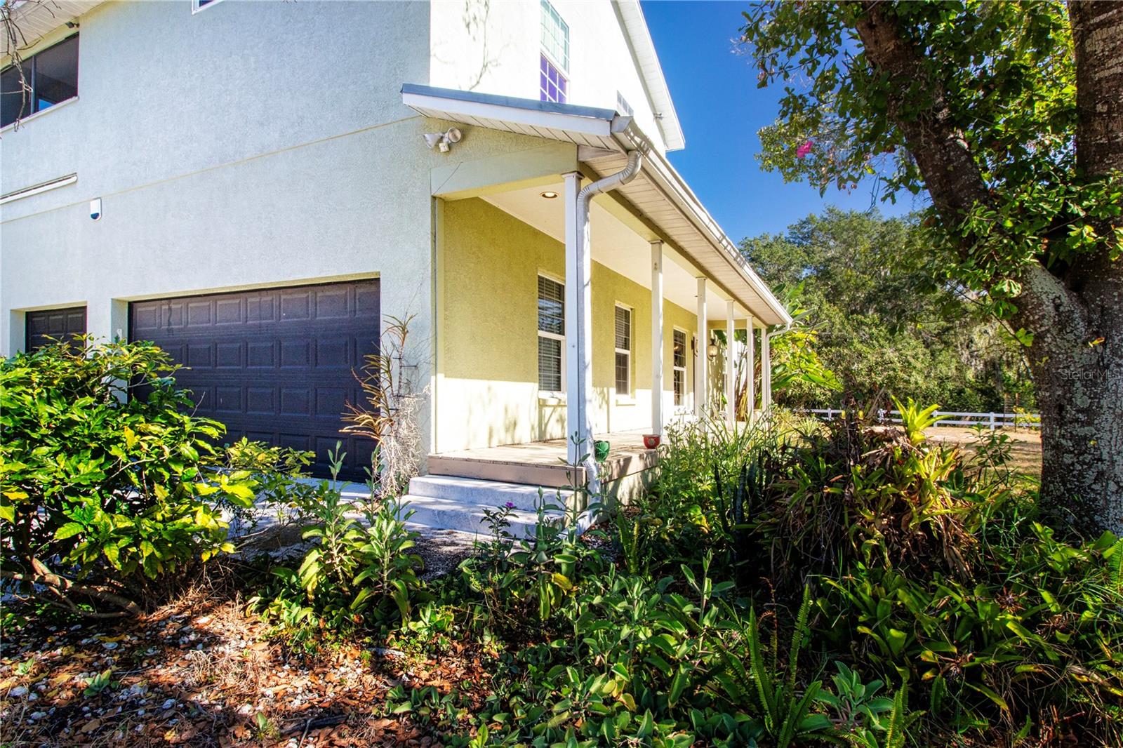 Image 4 of 74 For 403 Indian Meadow Court