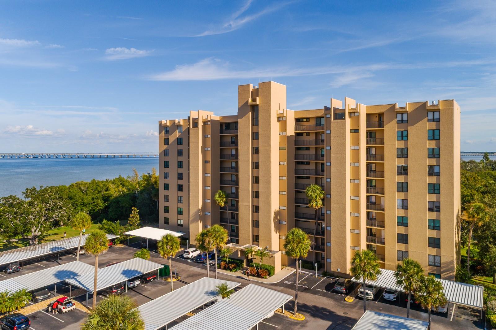 Image 2 of 62 For 2616 Cove Cay Drive 303