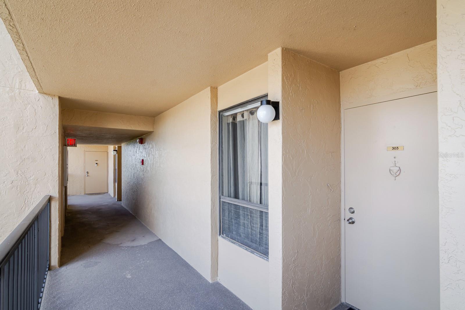 Image 26 of 62 For 2616 Cove Cay Drive 303