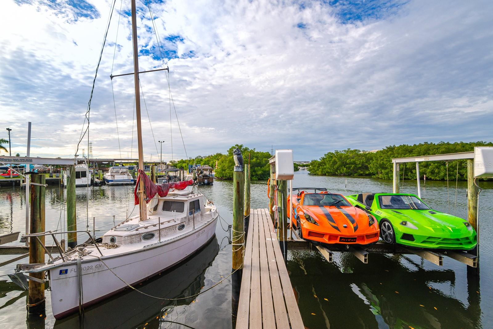 Image 30 of 62 For 2616 Cove Cay Drive 303