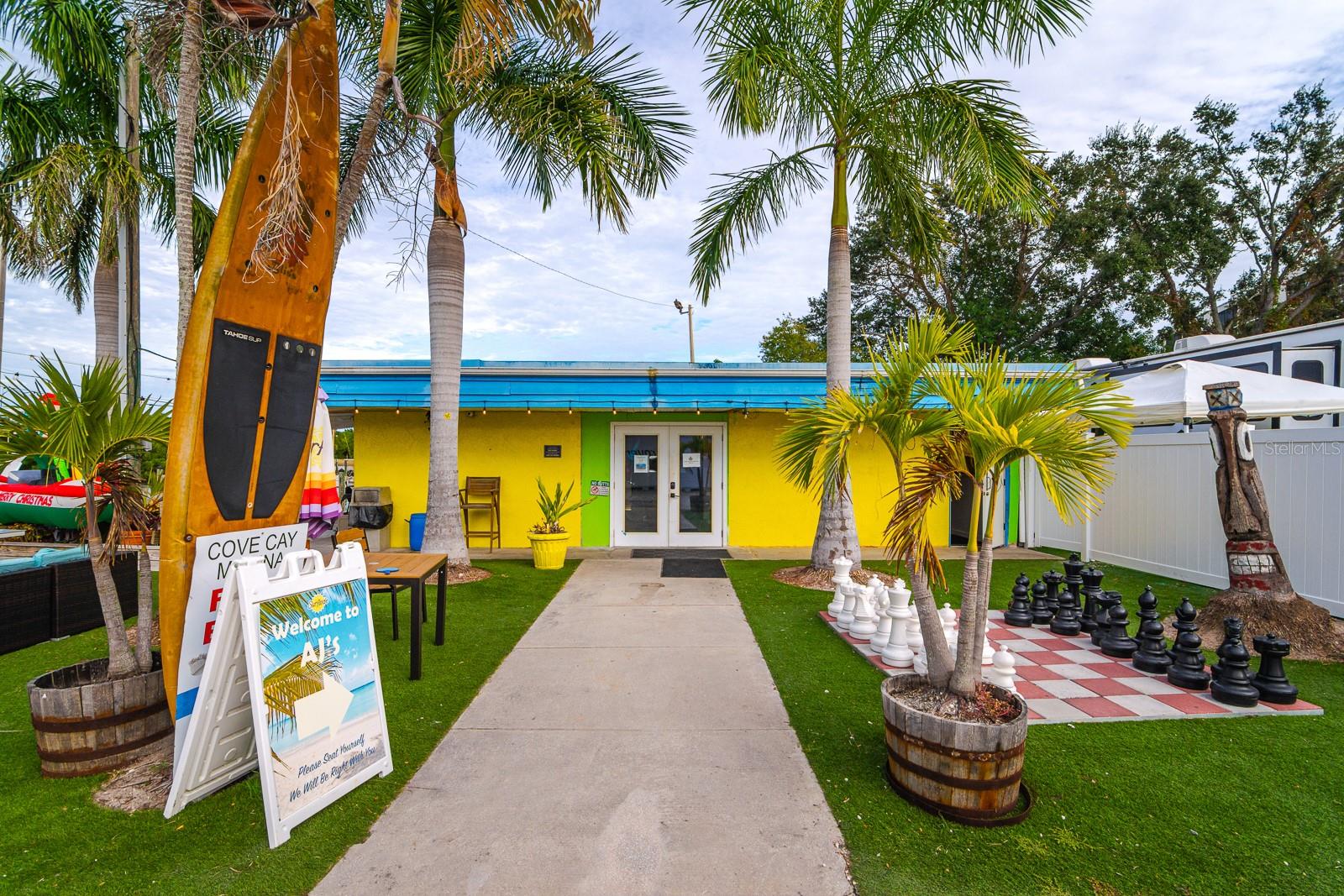 Image 31 of 62 For 2616 Cove Cay Drive 303