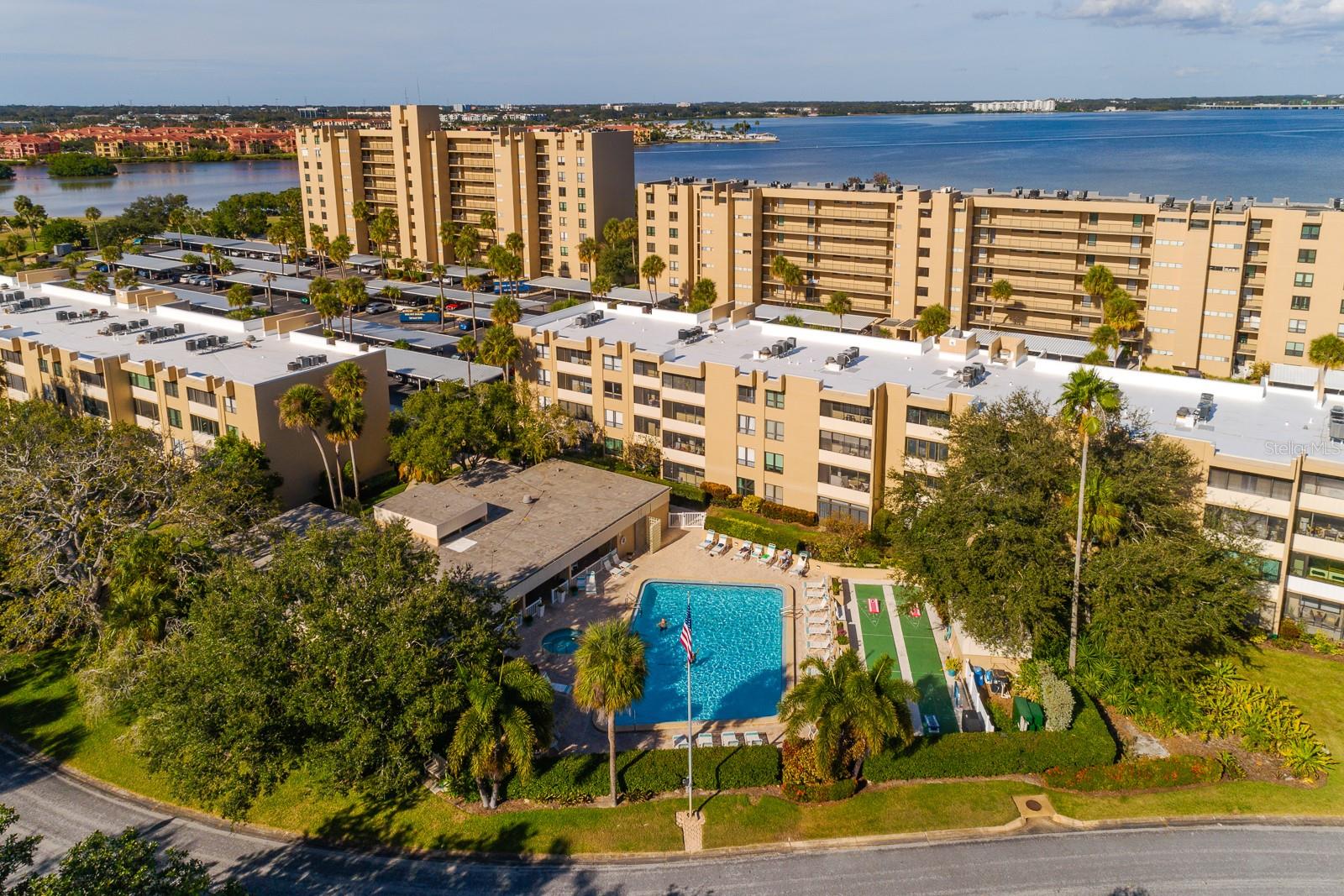 Image 41 of 62 For 2616 Cove Cay Drive 303