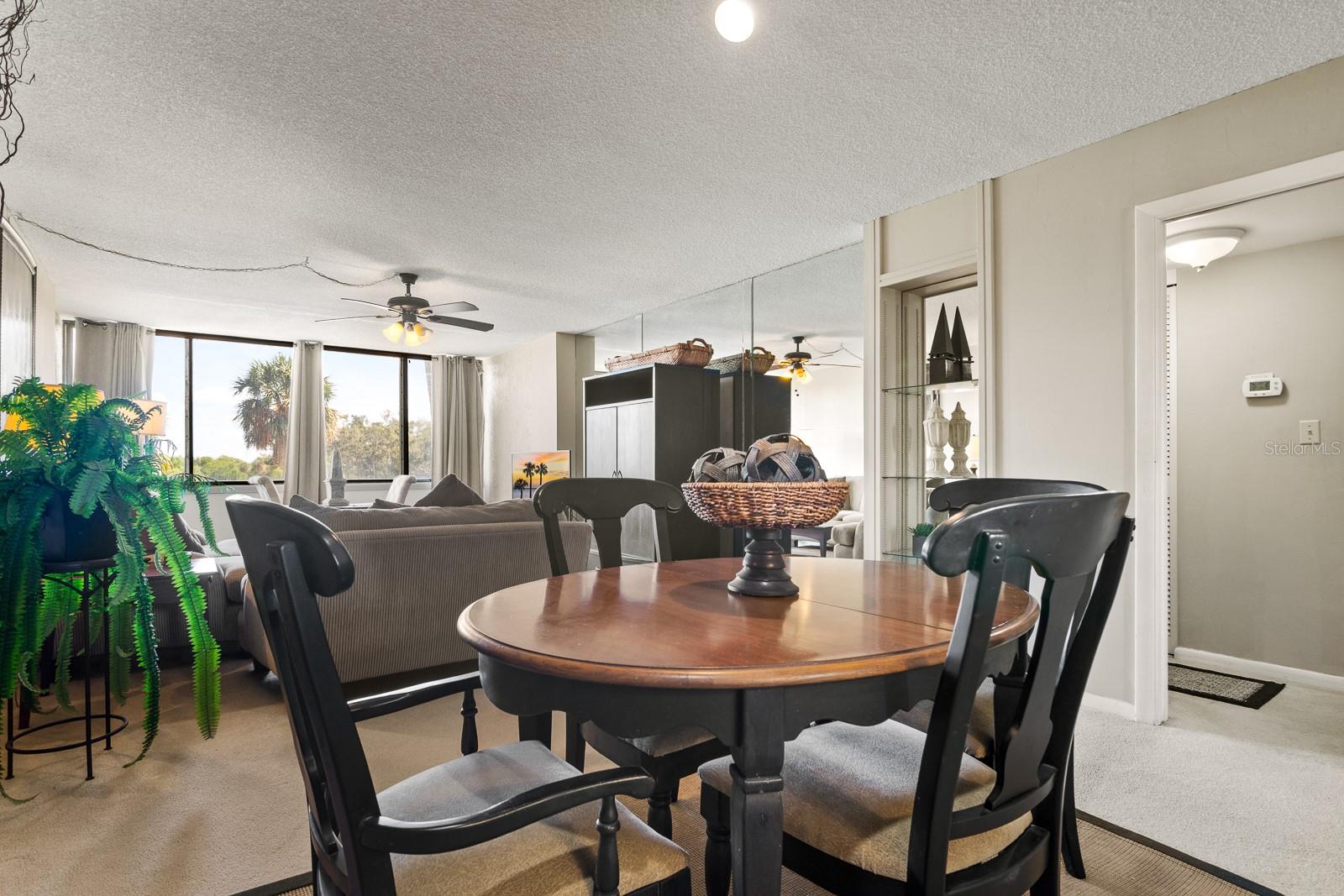 Image 6 of 62 For 2616 Cove Cay Drive 303