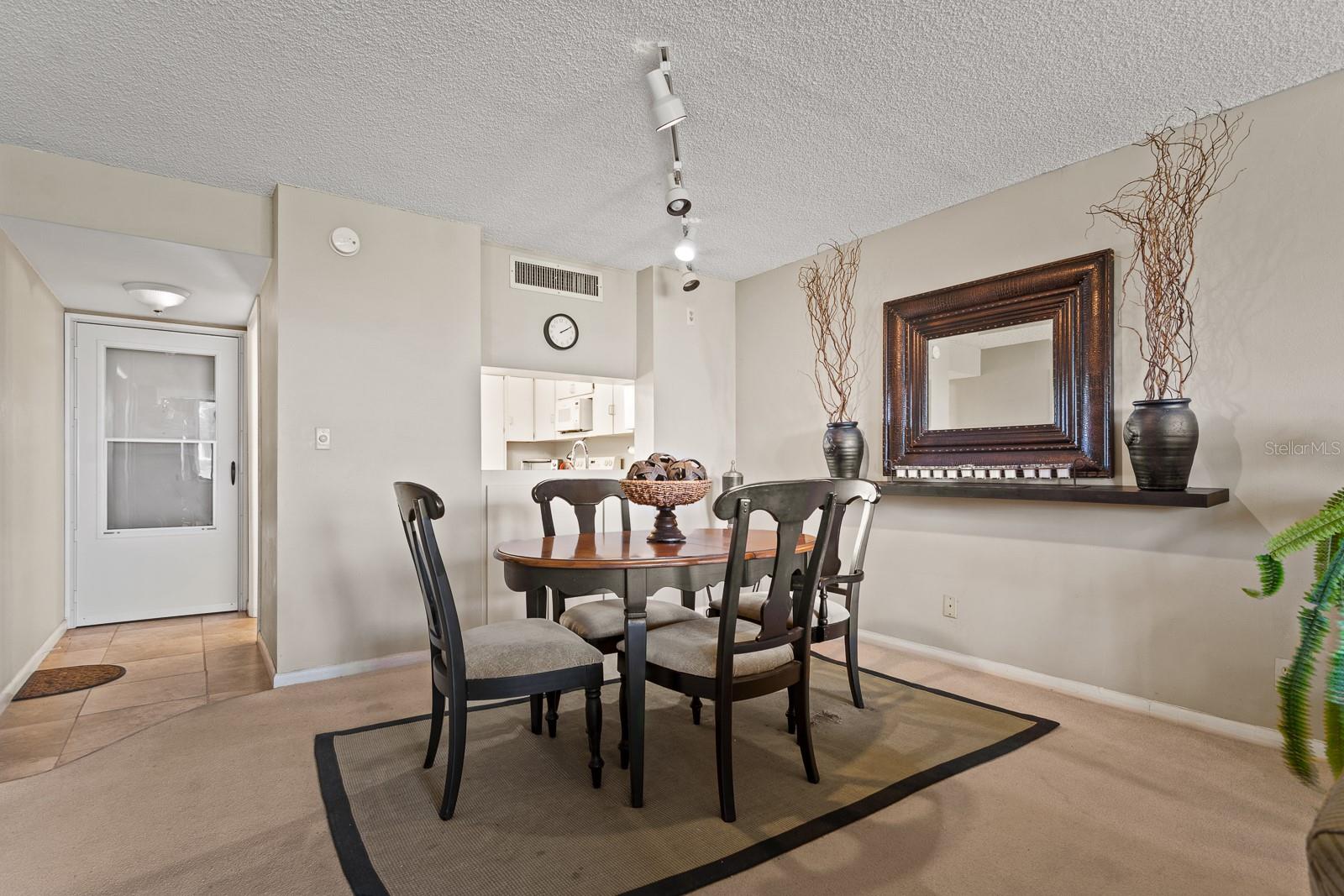 Image 9 of 62 For 2616 Cove Cay Drive 303