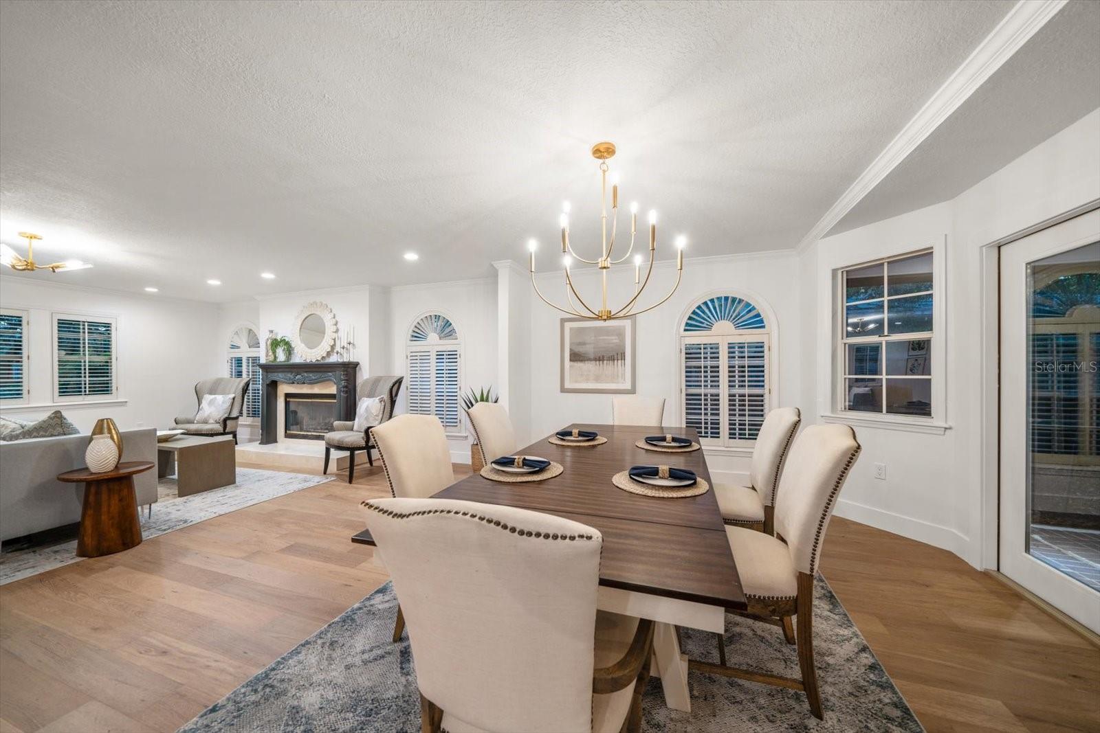 Listing photo id 8 for 101 Ponce De Leon Boulevard