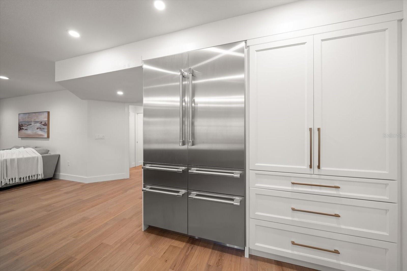 Listing photo id 18 for 101 Ponce De Leon Boulevard