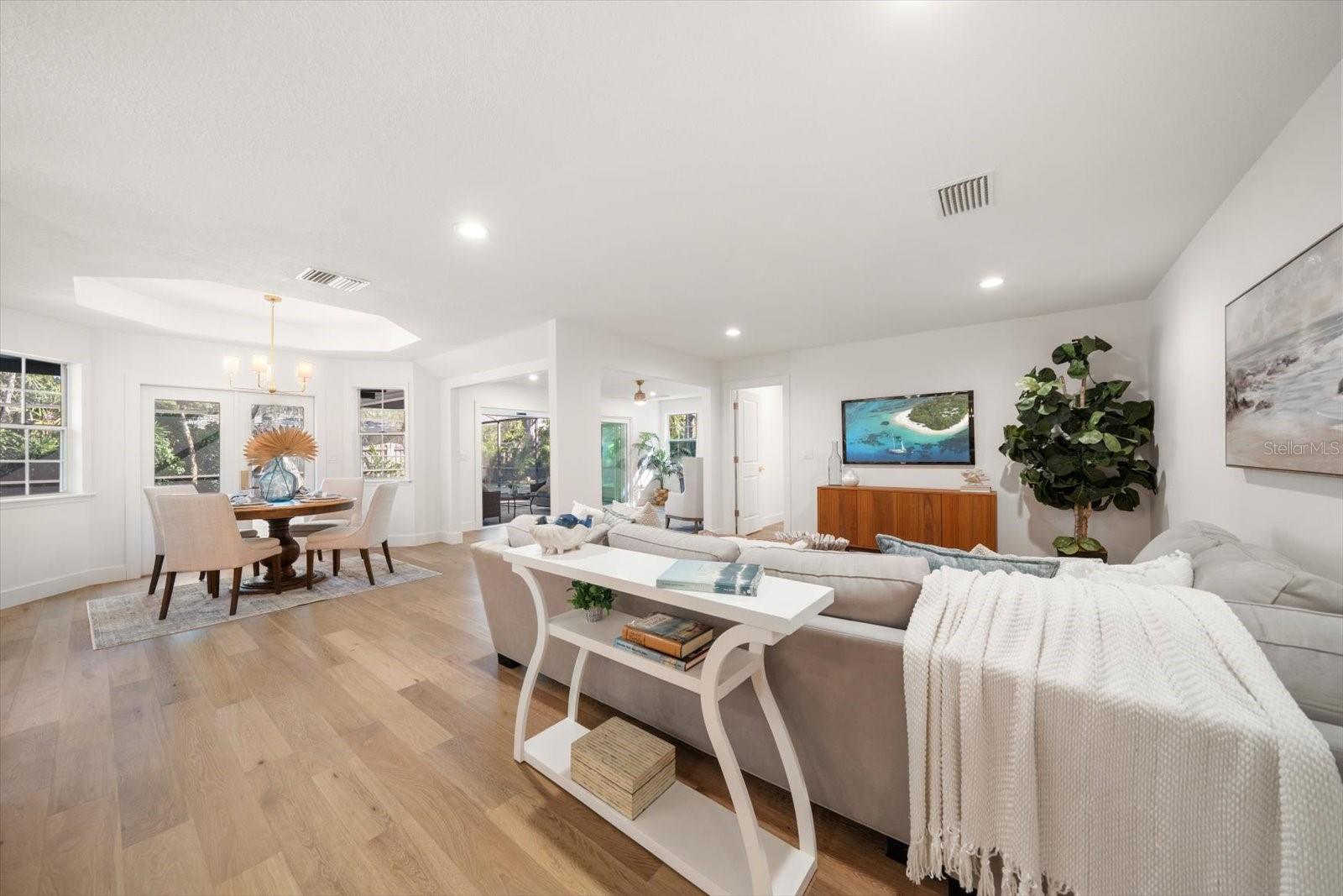 Listing photo id 26 for 101 Ponce De Leon Boulevard