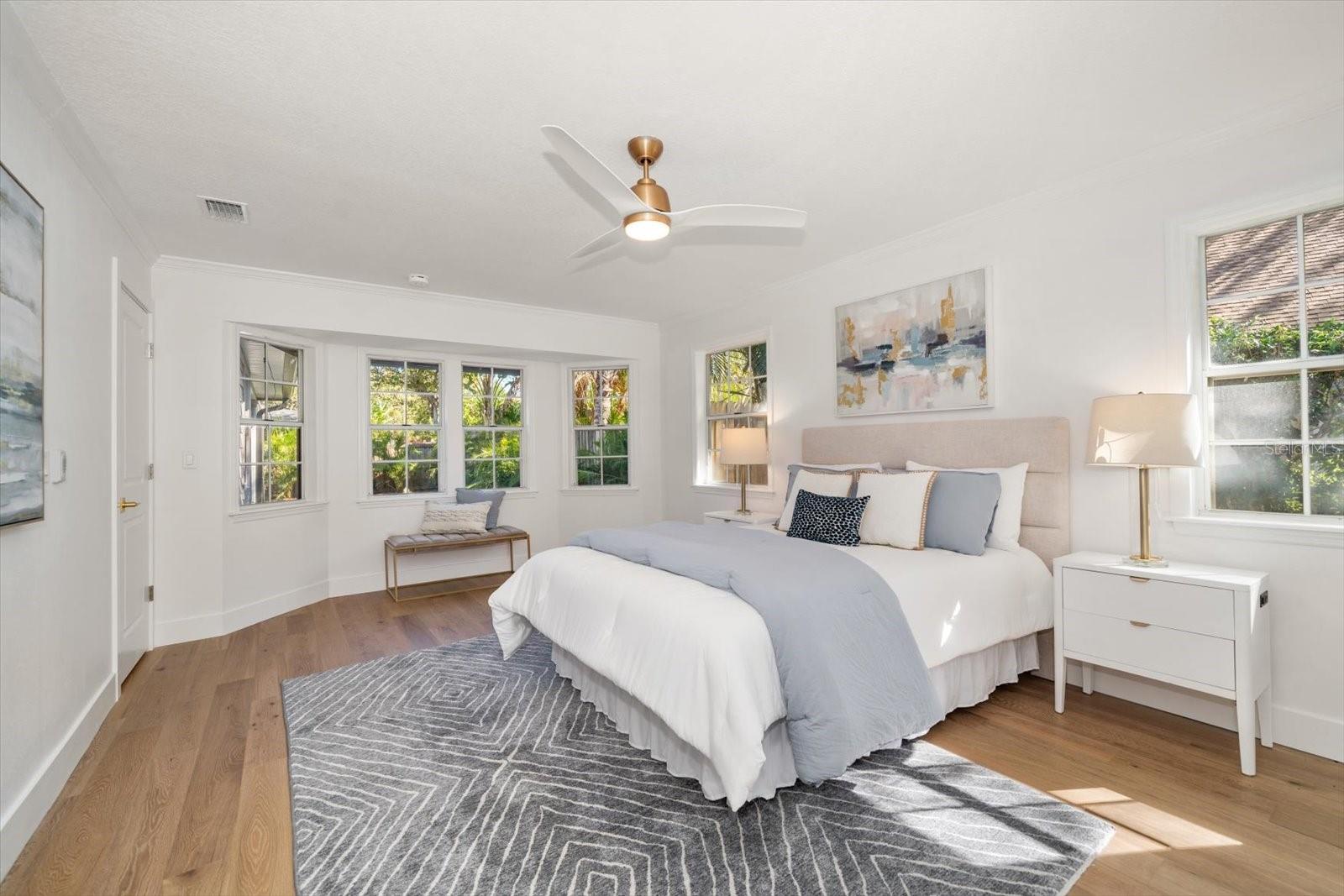 Listing photo id 32 for 101 Ponce De Leon Boulevard