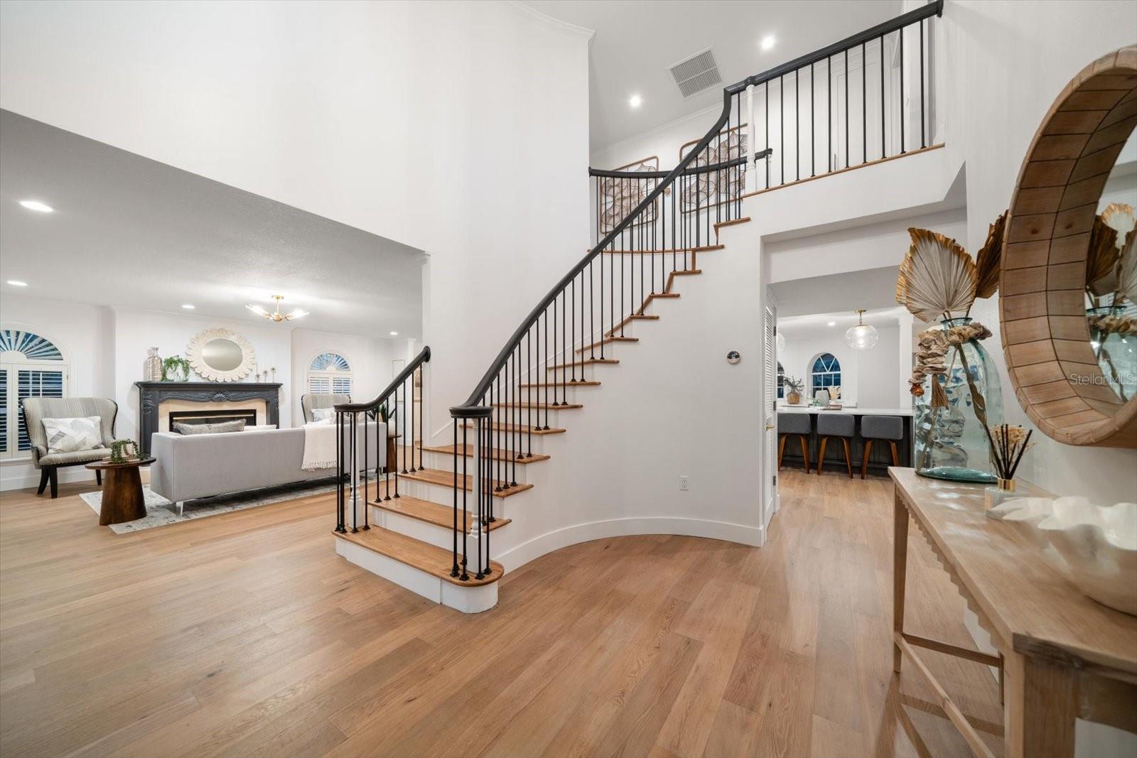 Listing photo id 41 for 101 Ponce De Leon Boulevard