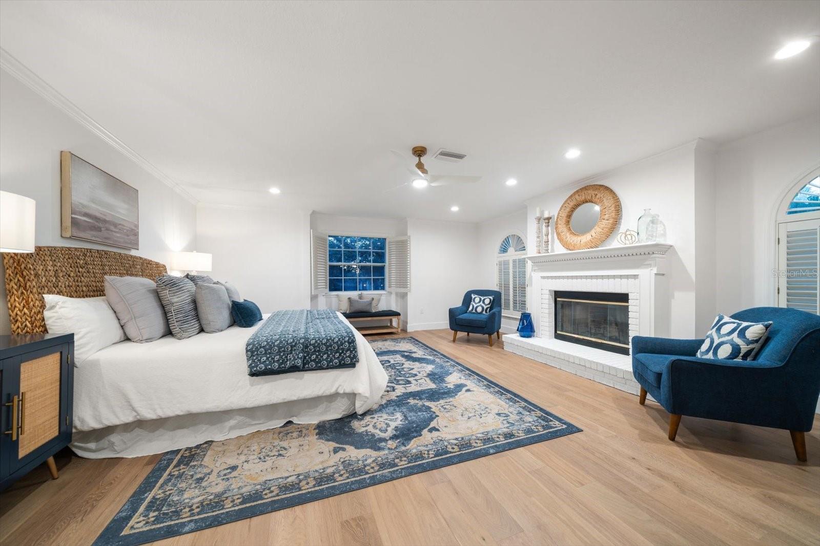 Listing photo id 44 for 101 Ponce De Leon Boulevard