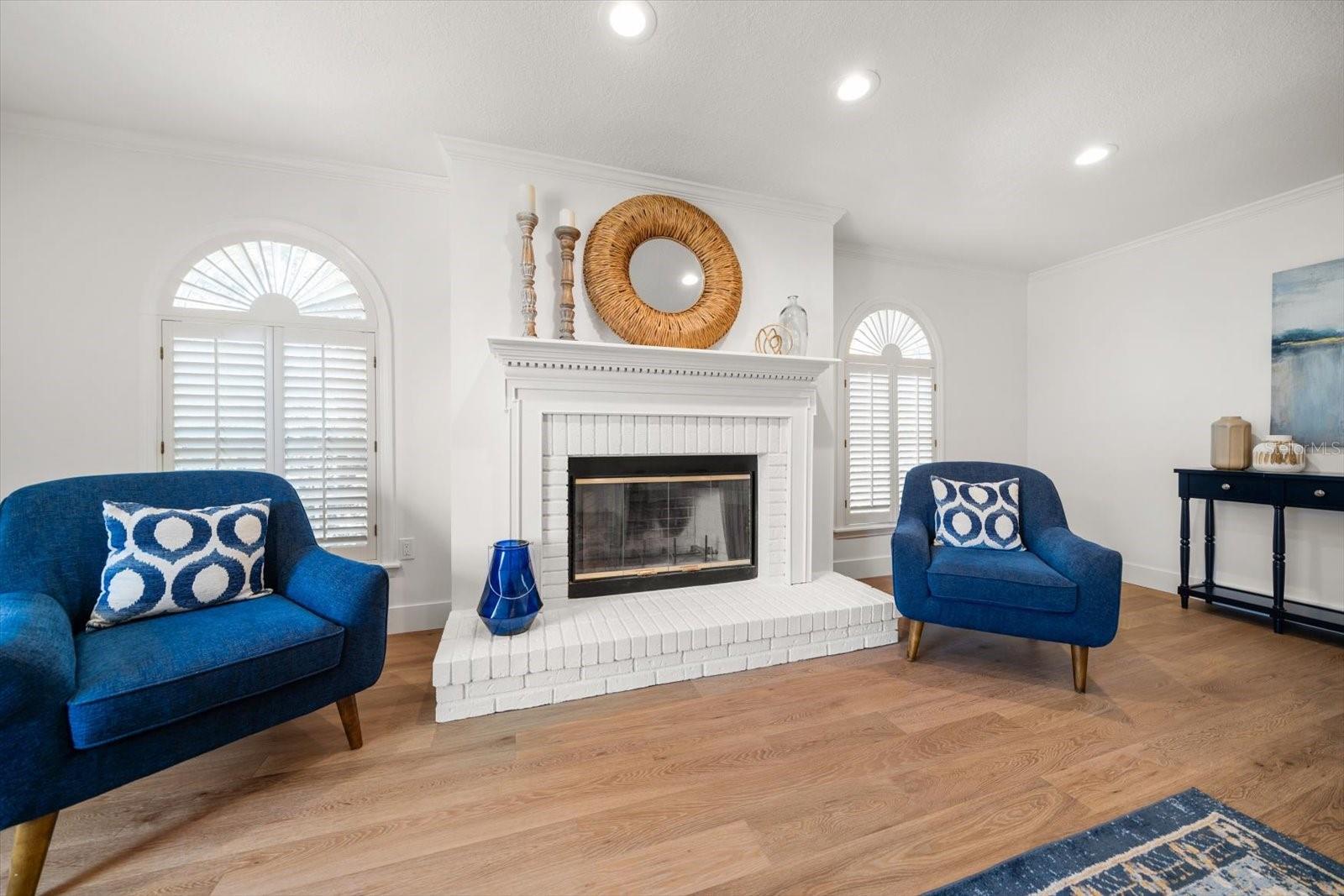 Listing photo id 46 for 101 Ponce De Leon Boulevard