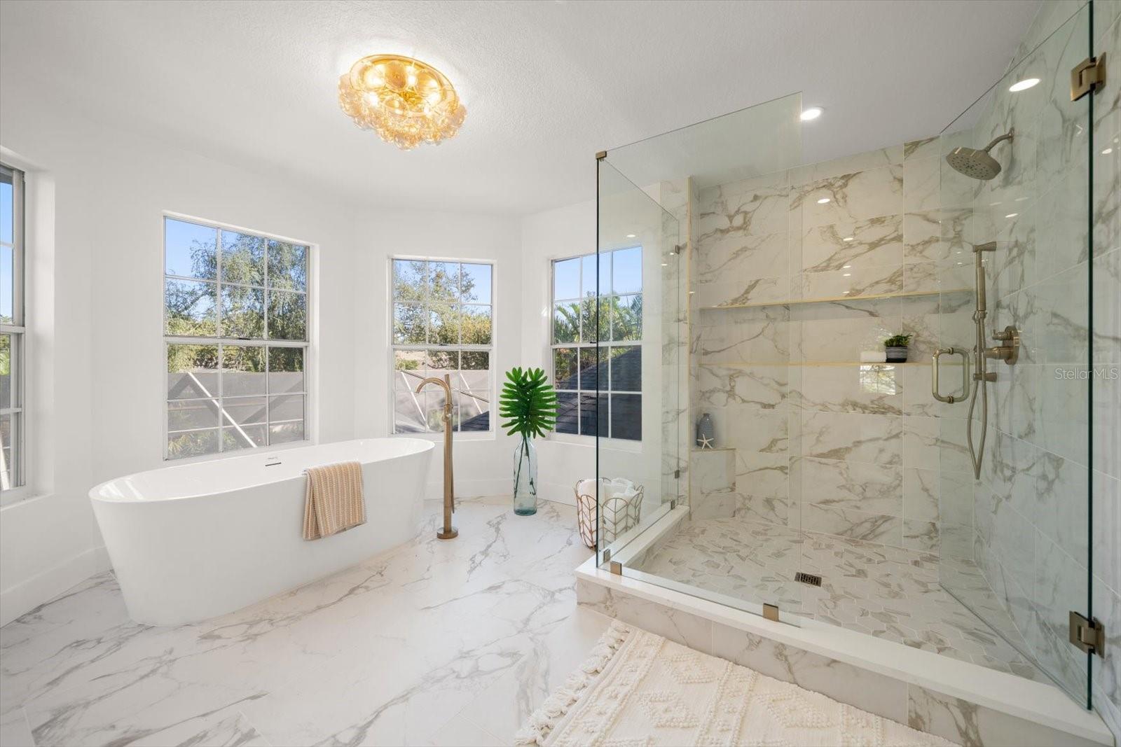 Listing photo id 50 for 101 Ponce De Leon Boulevard