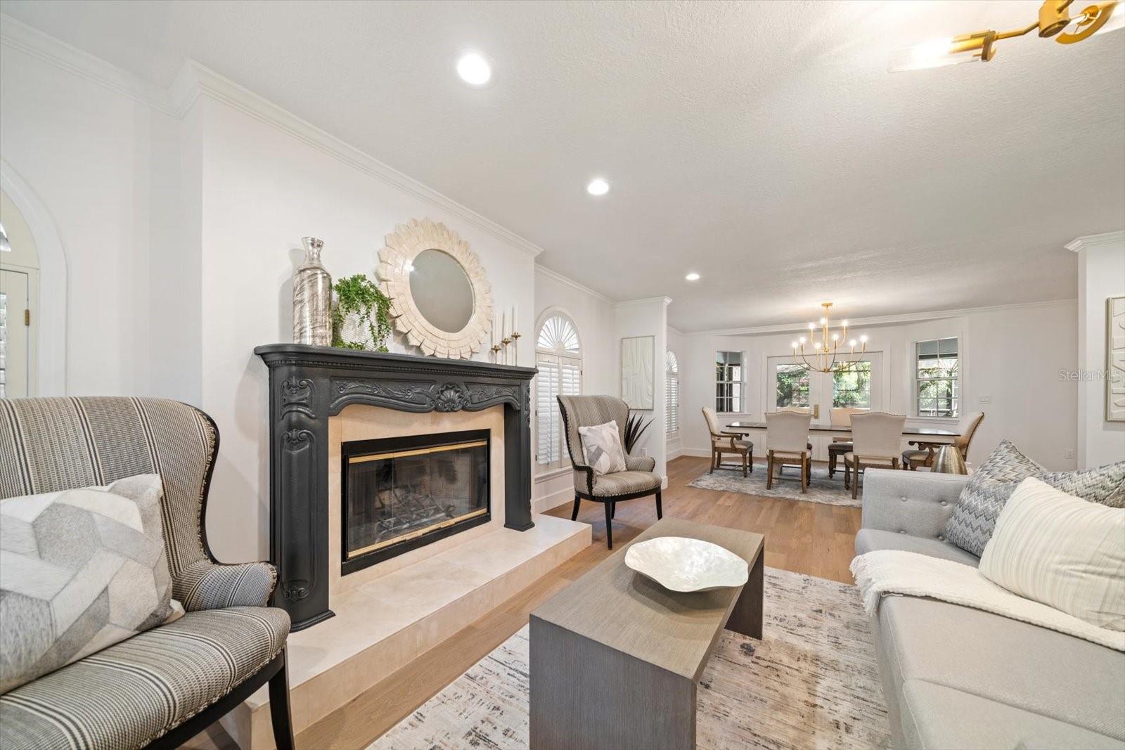 Listing photo id 4 for 101 Ponce De Leon Boulevard