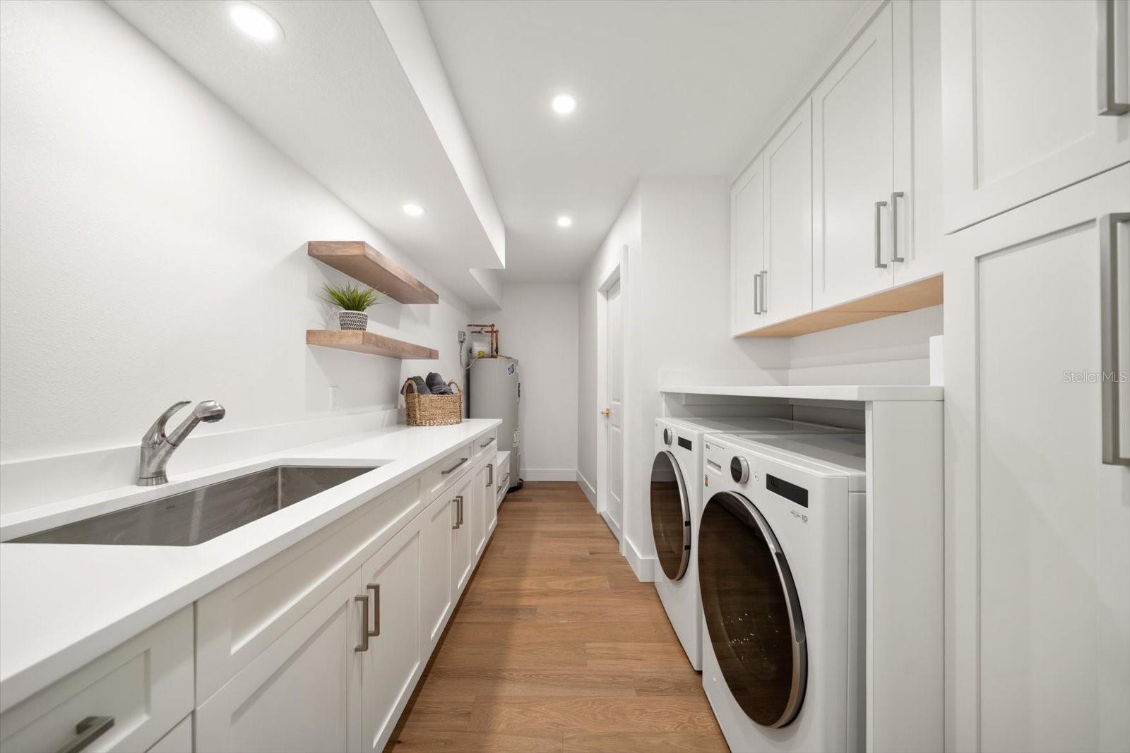 Listing photo id 61 for 101 Ponce De Leon Boulevard