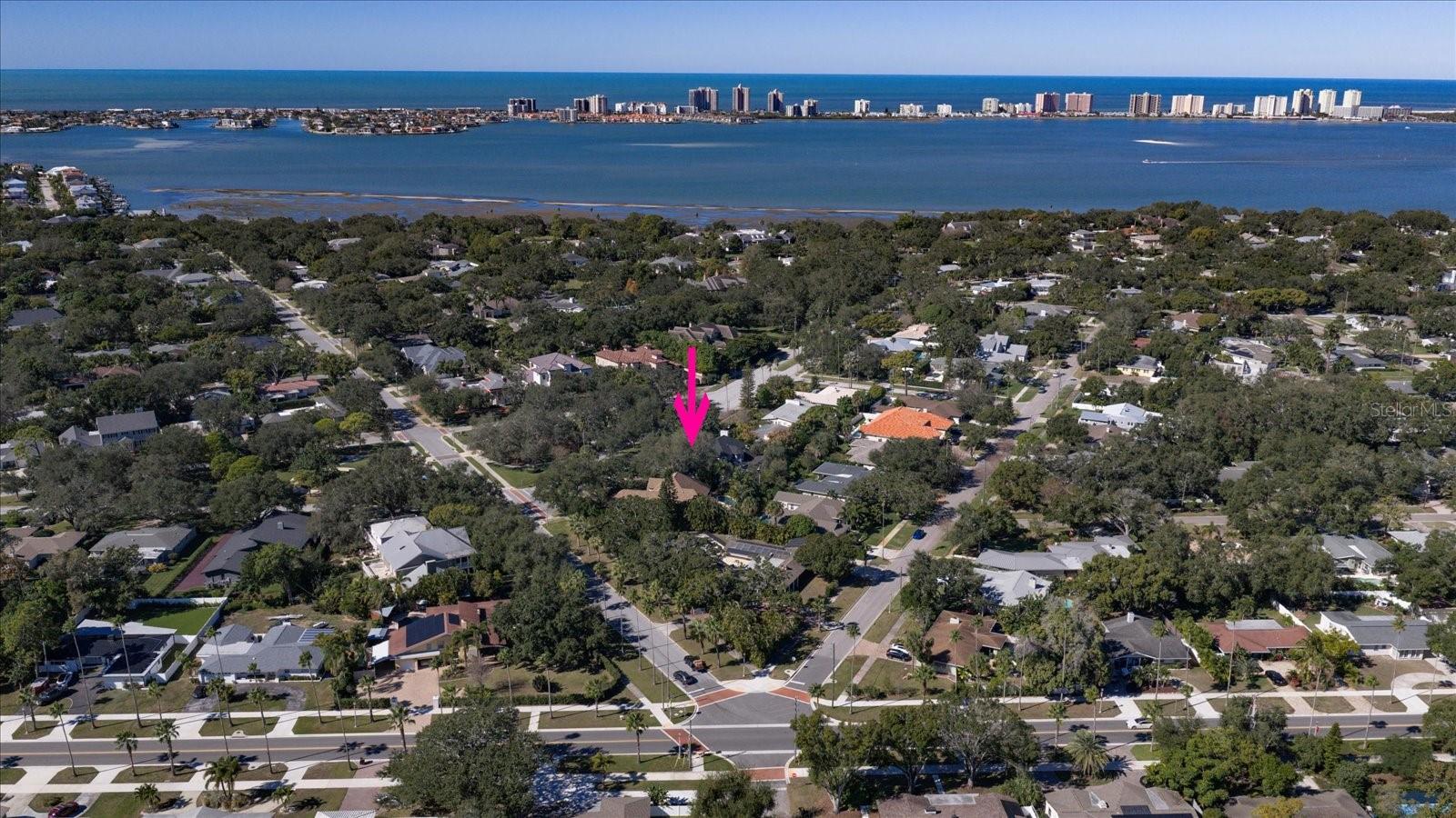 Listing photo id 80 for 101 Ponce De Leon Boulevard