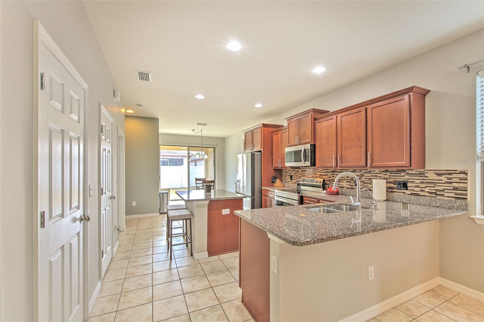 Image 10 of 30 For 6435 Yellow Buckeye Drive